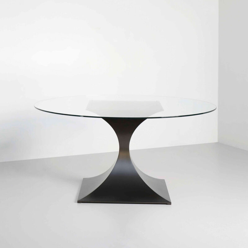 Round glass dining table