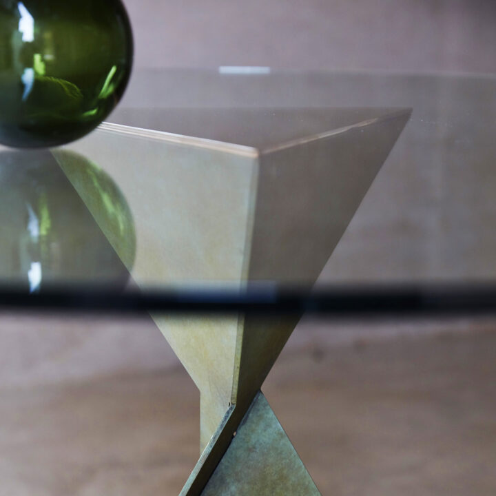 AVA-Bronze-Moss-green-glass-detail-3