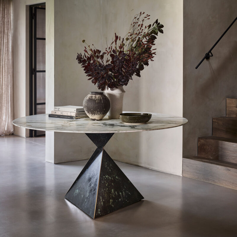 Ava Entrance Table