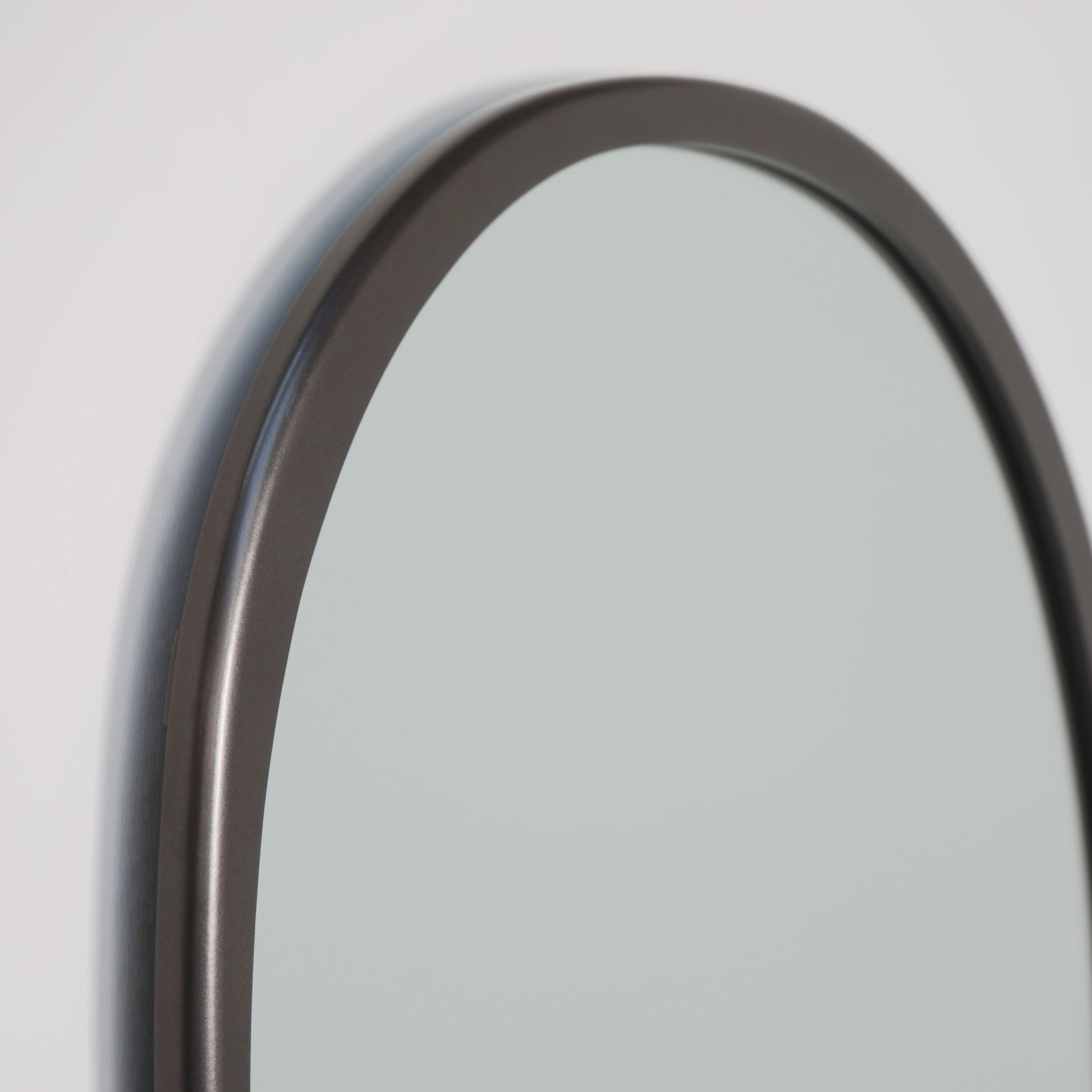 Finished in "Falcon Bronze"