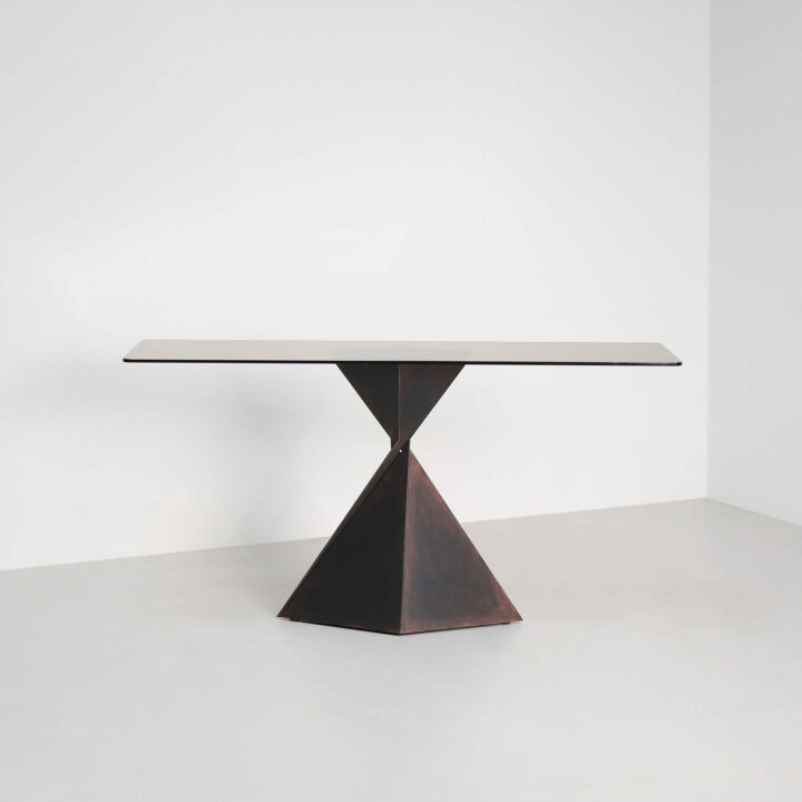 Finished in "Antique Bronze" with smoked glass top