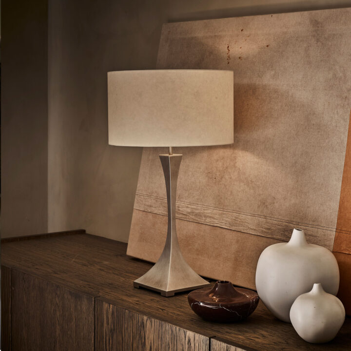 CAPRICORN_LAMP_249210-on