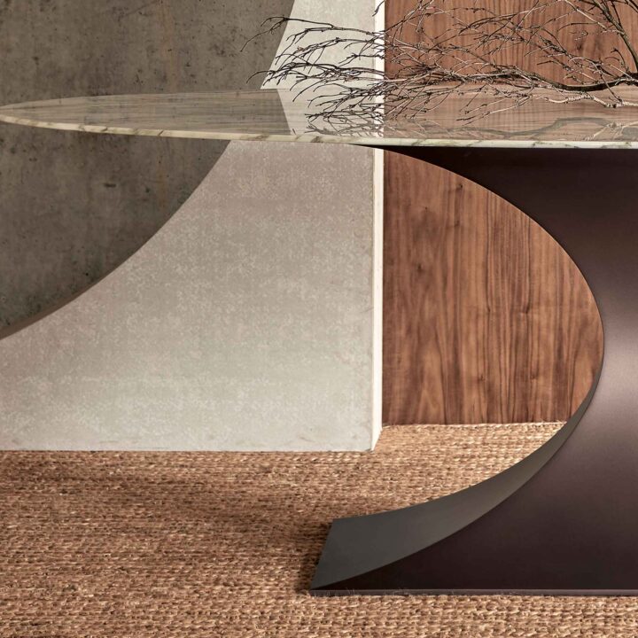 Calacatta oval dining table