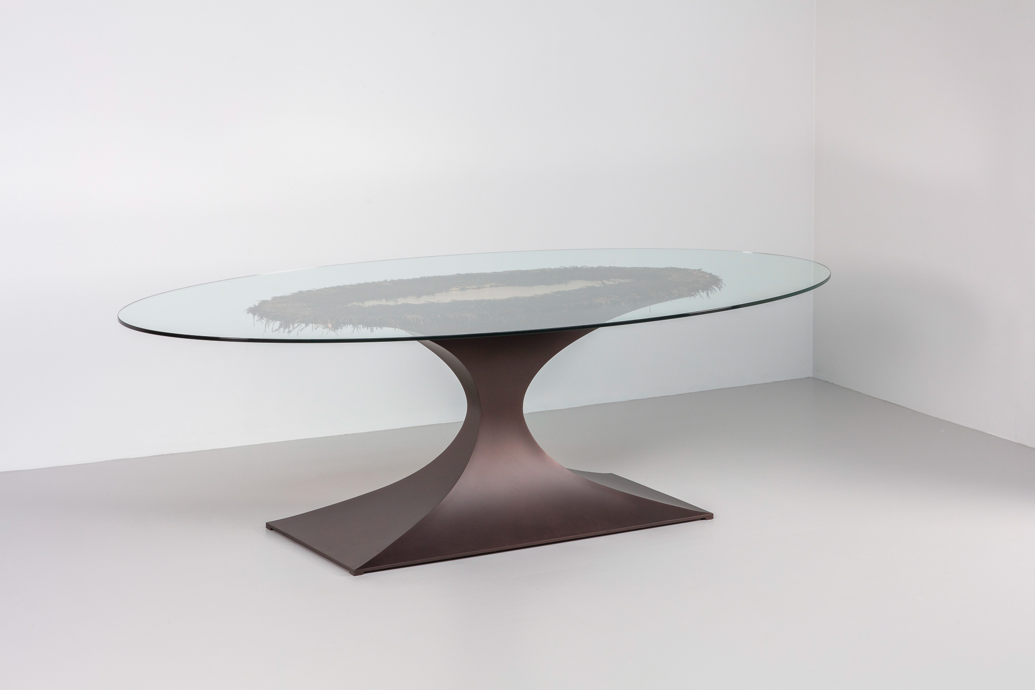 Capricorn-dining-feathers 3Q