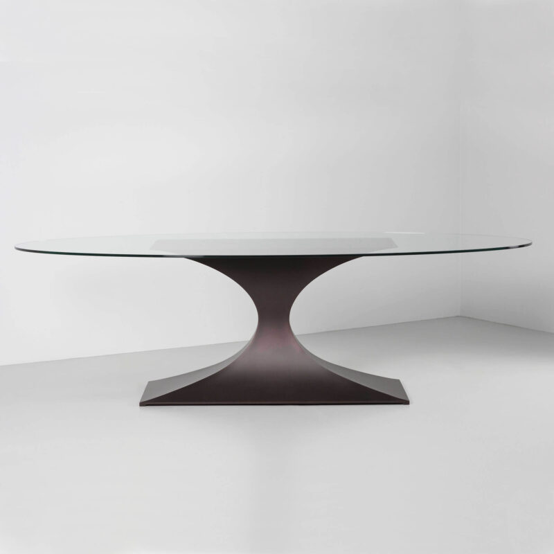 Capricorn dining table by Tom Faulkner