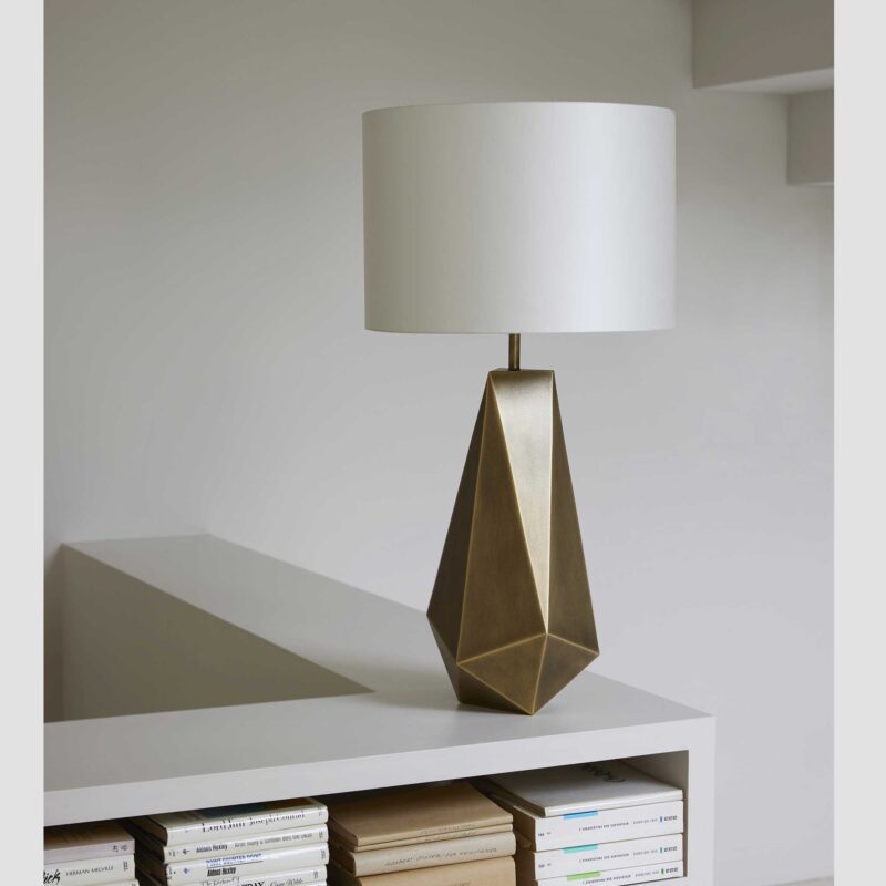 Gld geometric table lamp