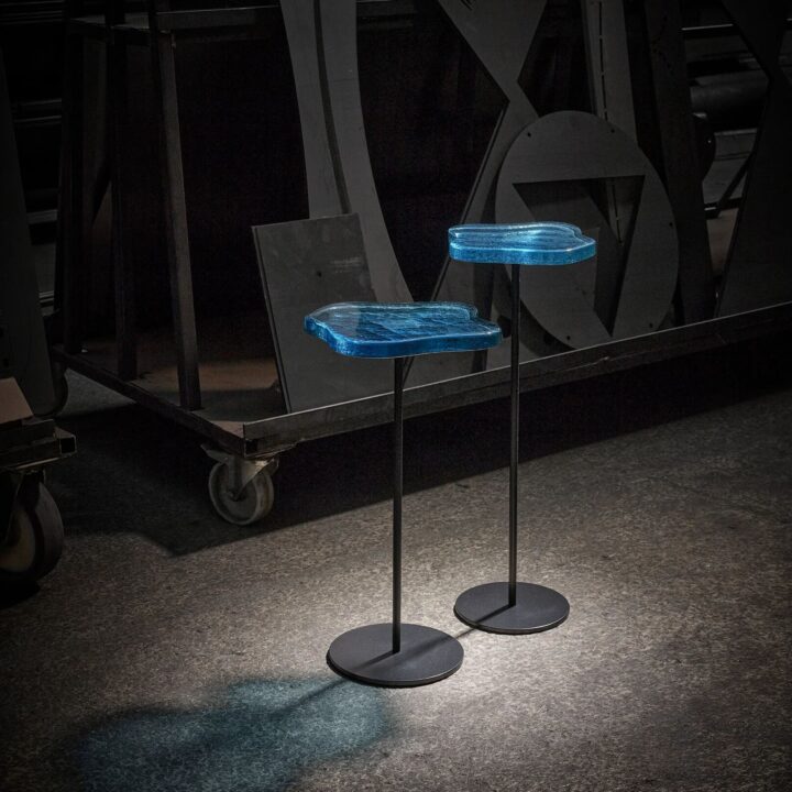 Lily cocktail tables, finished in "Anthracite" with Azure tops