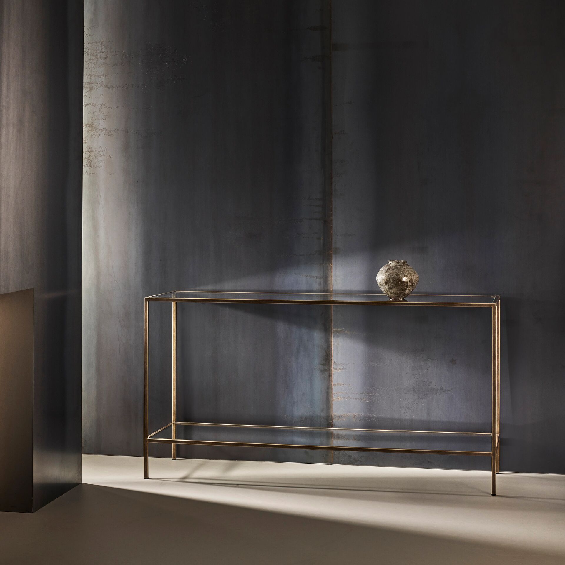 Madison finished in "Florentine Gold" with standard clear glass top and shelf, large