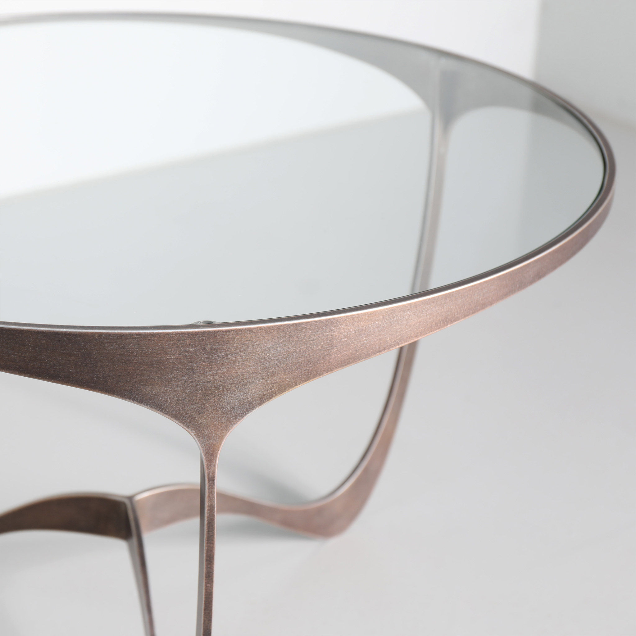 Memphis side table finished in "Rose Pewter" detail 80x50cm