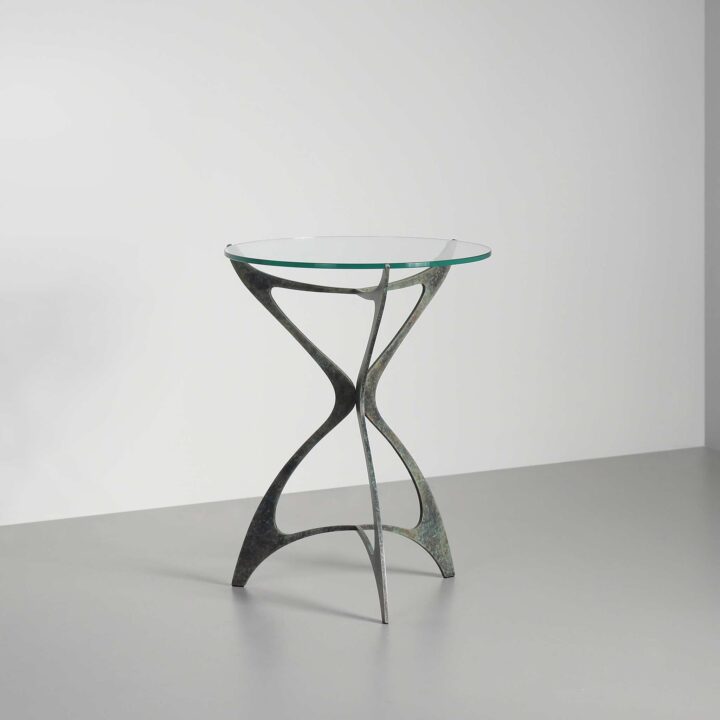 Finished in "Bottle Green" with a clear glass top