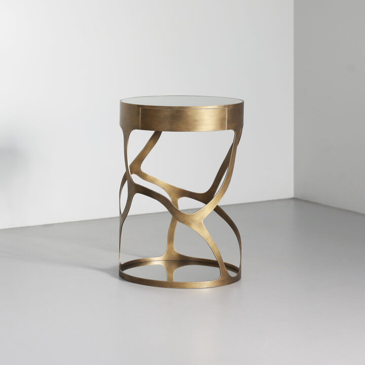 Papillon-Bedside-in-FG-WEB.jpg