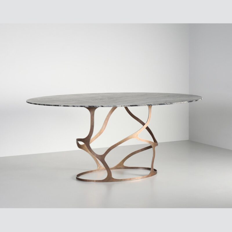 Oval dining table | Tom Faulkner