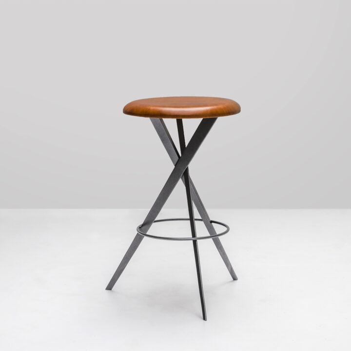 round leather bar stool