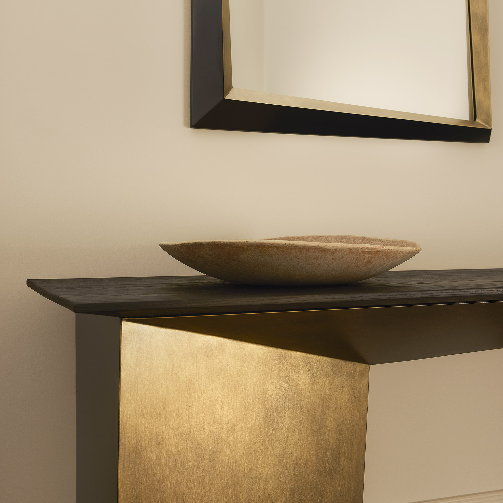 Phoenix-console-detail-3-1.jpg