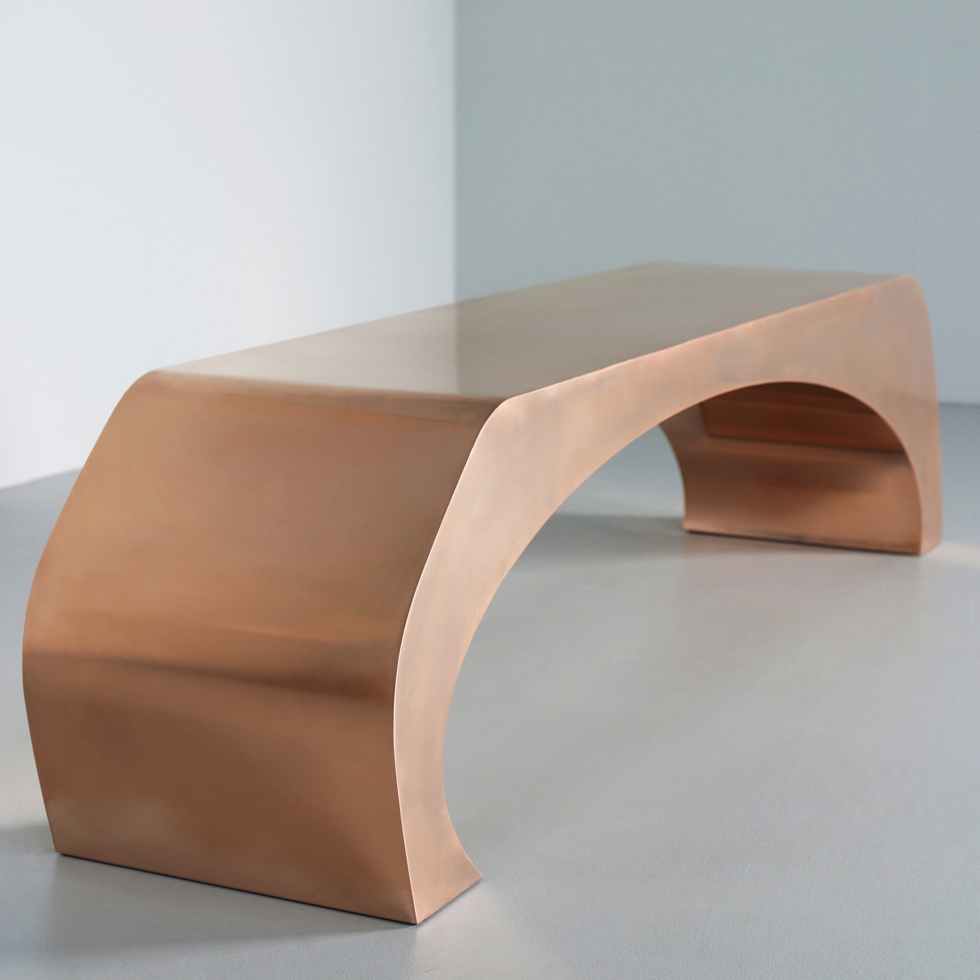 Skye-bench-bronze-detail