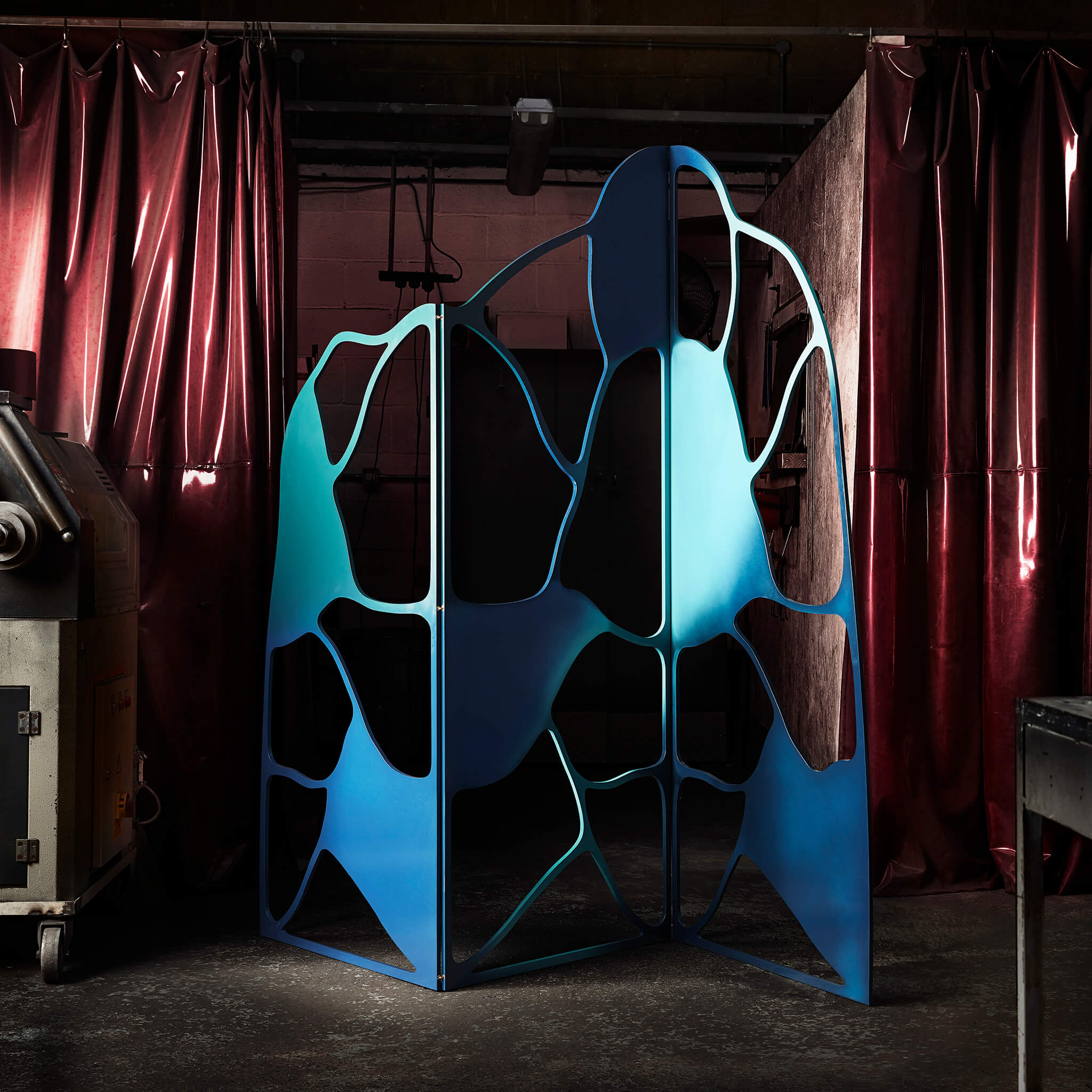 Tom-Faulkner_Papillon-Screen-02