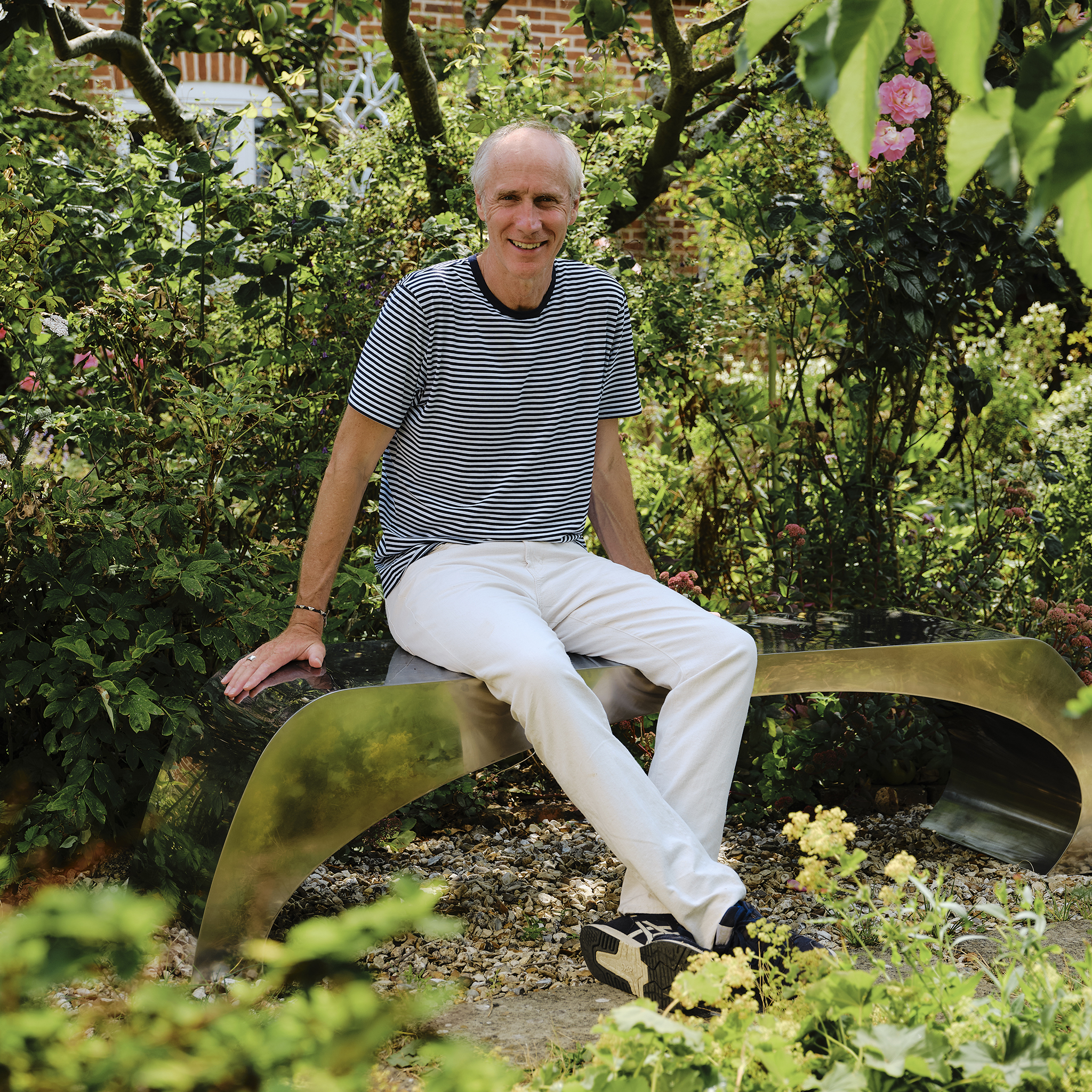 Tom-and-skye-bench