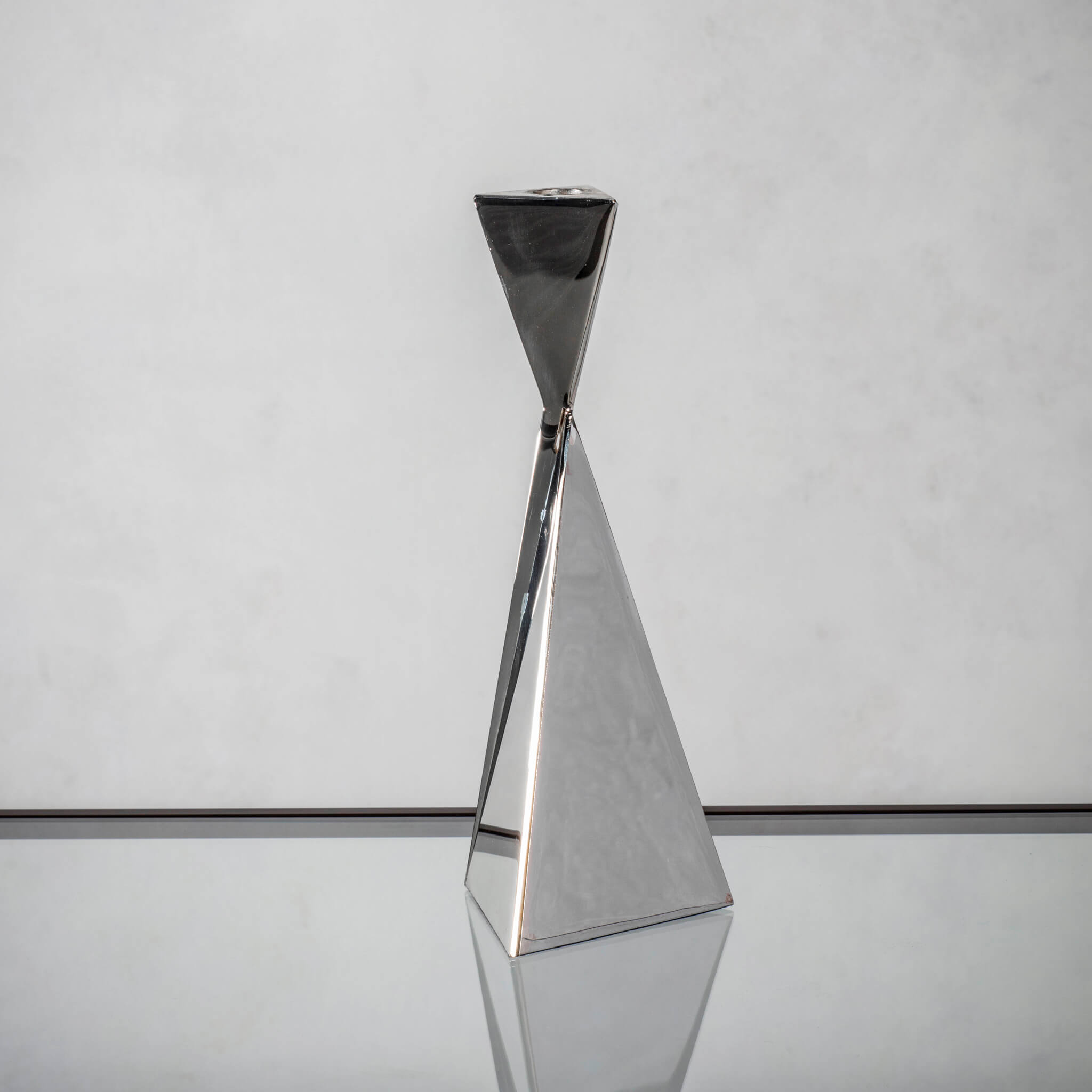 Ava candlestick